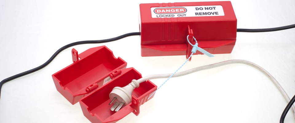 Box lockout is suitable sealing power cables and hoses.