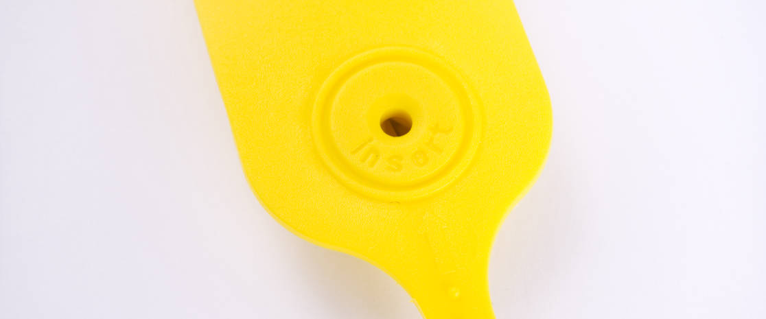 Insertion point is embossed into the seal to ensure proper application.