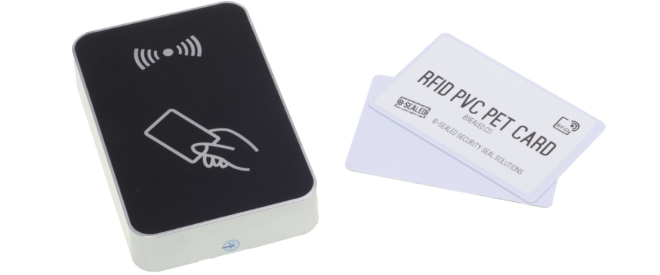RFID UHF PET PVC cards for access management.