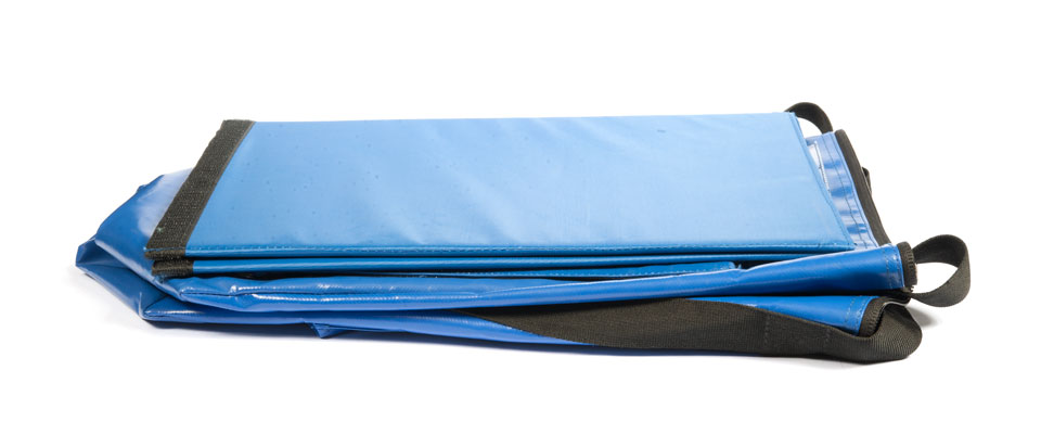 The reinforced sides are velcro lined nylon encapsulated board which are able to be folded flat for less bulky transportation. The bag is easily reassembled in minutes.
